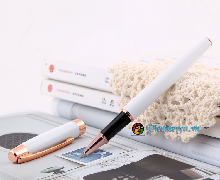 Bút dạ bi cao cấp Picasso 920 màu trắng