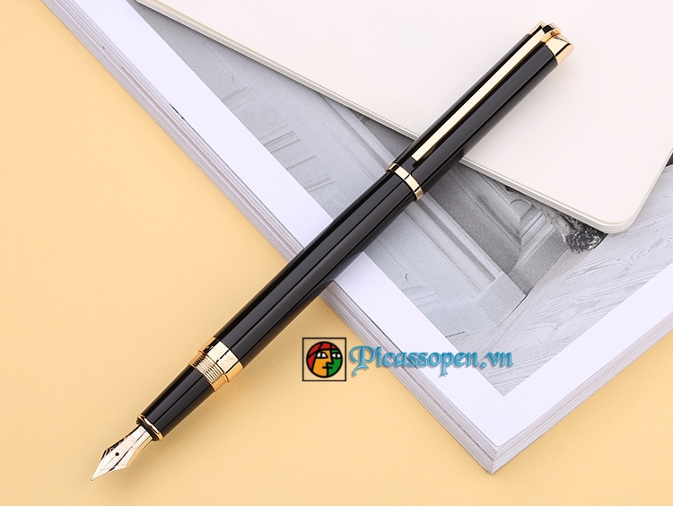 Bút máy cao cấp Picasso PS-82 màu đen