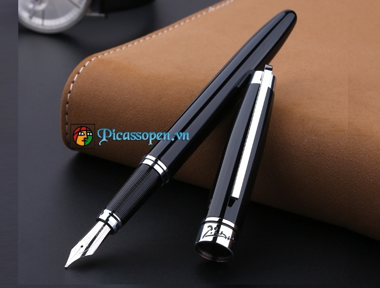 Bút máy Picasso 912 màu đen