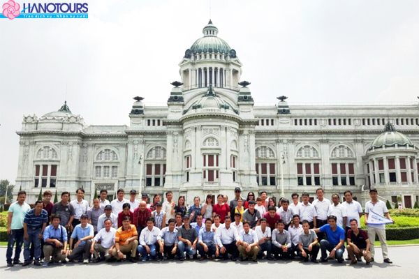 Cung điện Anata Samakhom – Một quần thể kiến trúc độc đáo nổi tiếng của Vương quốc Thailand