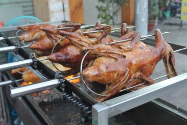 Du lịch miền tây thưởng thức Vịt quay