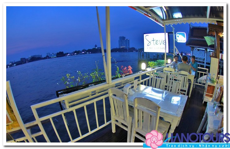 Steve Cafe và Cuisine