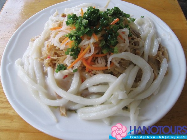 Banh-tam-bi-mon-ngon-phai-thu-khi-di-du-lich-mien-tay