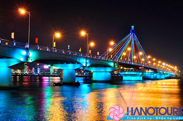 Cầu quay sông Hàn