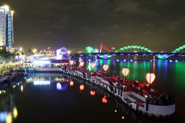 Cầu tình yêu Đà Nẵng