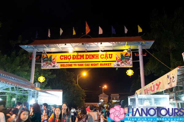 cho-dem-dinh-cau