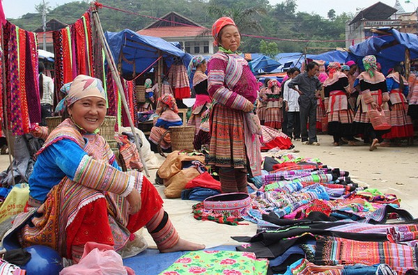 du lịch hà giang thăm chợ phiên vùng cao