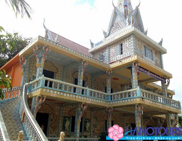 Khám phá bốn ngôi chùa nổi tiếng nhất miền Tây