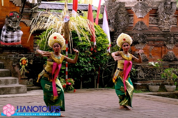 Biểu diễn múa Barong & Kris Dance truyền thống của Bali