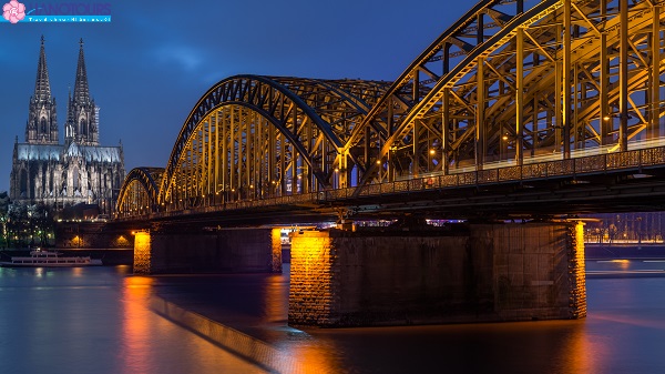 Cầu sắt Hohenzollern Đức