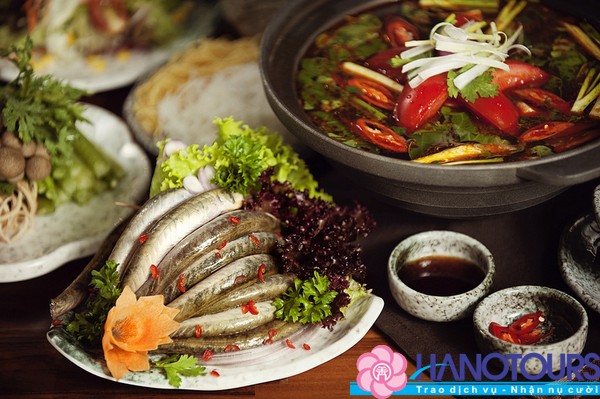 Đậm đà vị lẩu cá kèo rau đắng miền tây