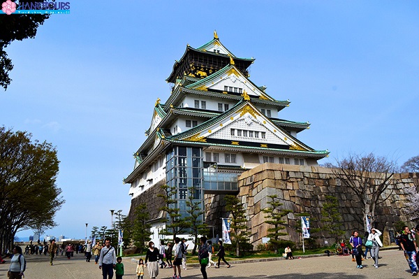 Kiến trúc lâu đài Osaka