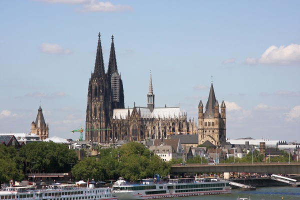 Nhà thờ Dome trung tâm Cologne