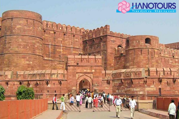 Pháo đài Agra - Pháo đài đỏ của người Ấn
