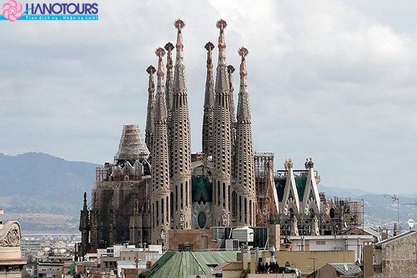 Thánh đường Sagrada Familla