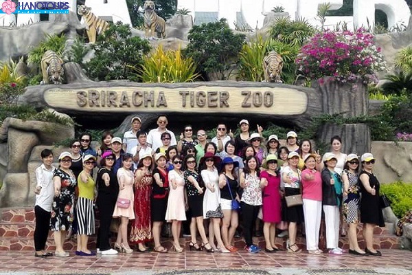 Siracha Tiger Zoo