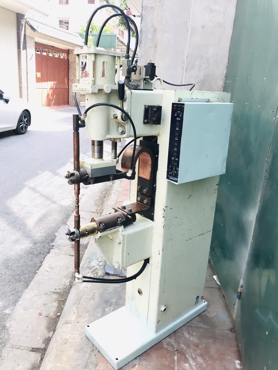 MÁY HÀN BẤM DC 35KVA