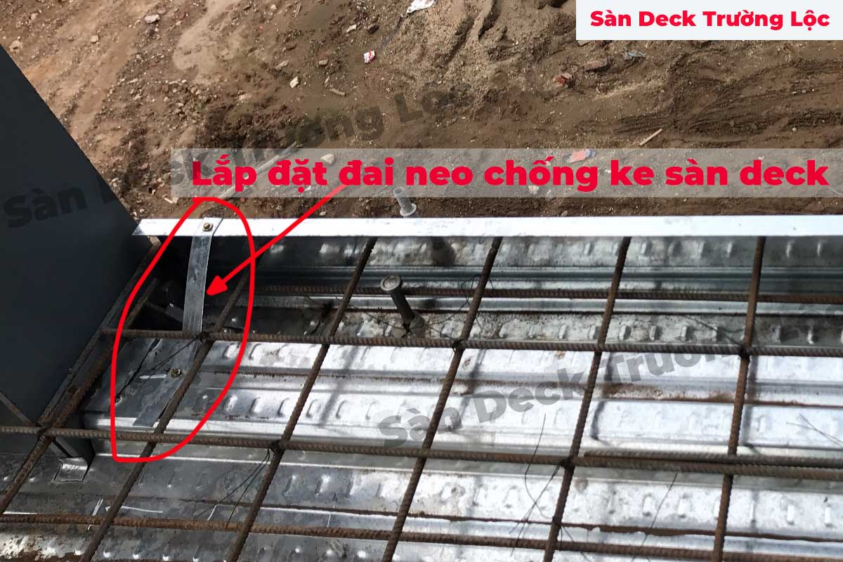 Lắp đặt đai neo Z  chống ke sàn deck, phụ kiện sàn deck