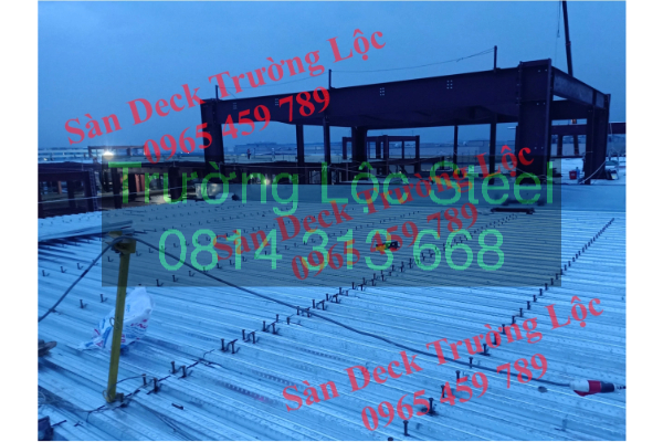 thi công sàn deck tại Khách sạn Kim Liên HN 1