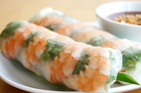 bánh đa cuốn gỏi