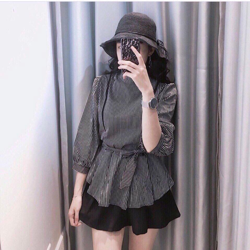 Set áo peplum tay phồng kẻ sọc+ váy xếp li