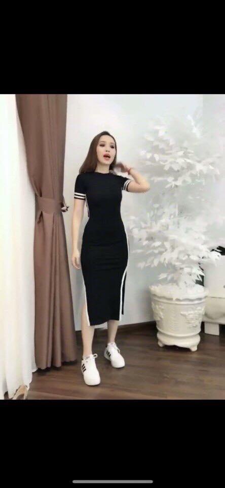 Đầm body viền sọc hở lưng