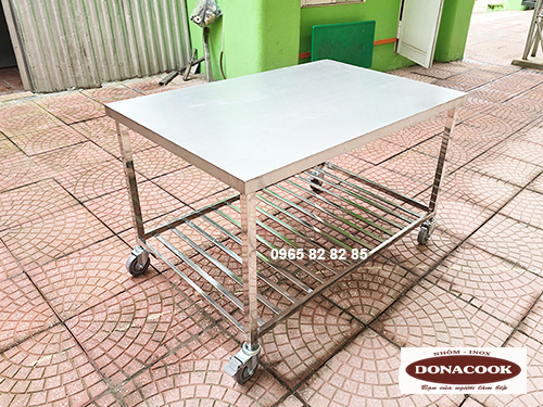 BÀN CHẾ BIẾN INOX