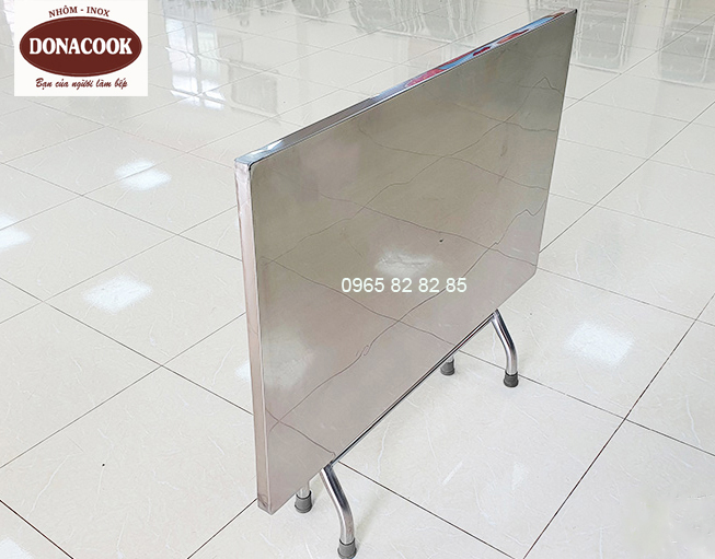 BÀN INOX CÓ CHÂN GẤP GỌN
