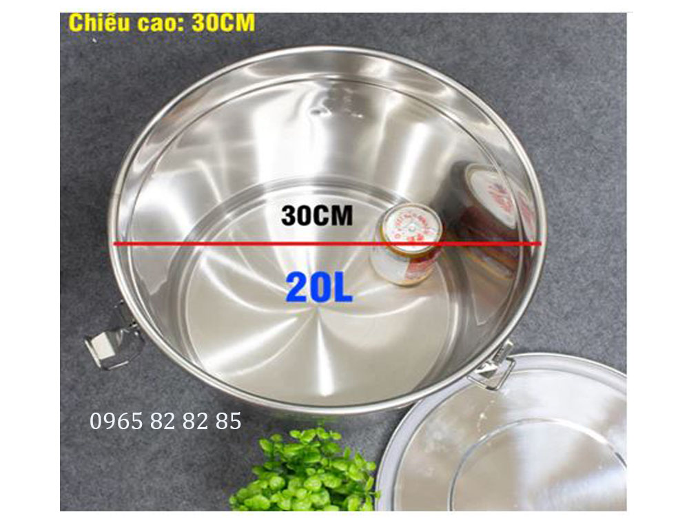 xô inox có nắp đây chống chàn