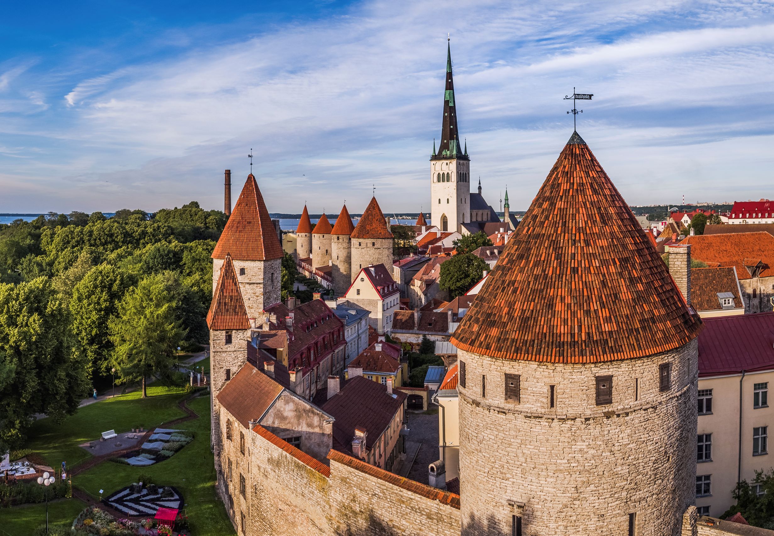 tallinn old town - trái tim Estonia