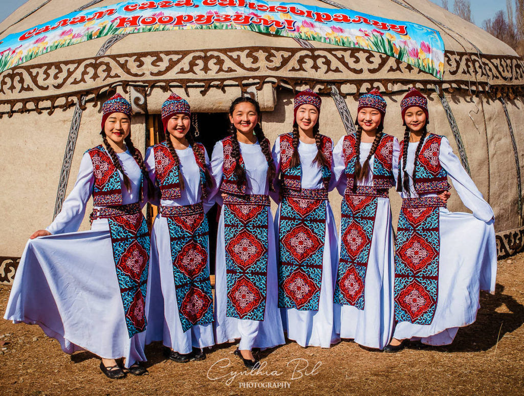 cộng đồng du mục - con đường tơ lụa