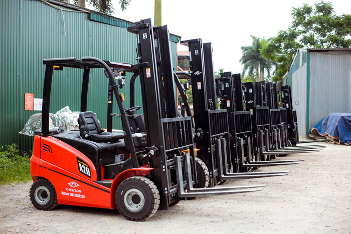 5-loi-van-hanh-xe-nang-dien