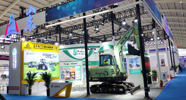 May-xuc-dien-SDLG-ra-mat-tai-CIEME-2021