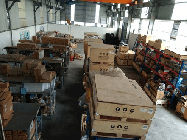 phu-tung-xe-nang-Trung-Quoc