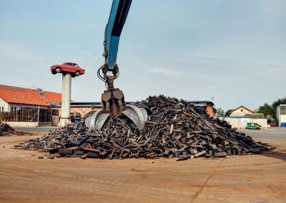 gau-gap-phe-lieu-gap-rac-gau-nhop