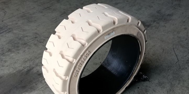 lop-vo-trang-lop-khong-tao vet-dac-hoi