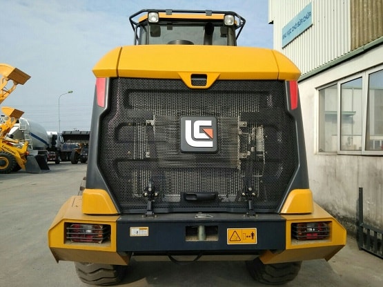 5-tieu-chi-chon-mua-xuc-lat