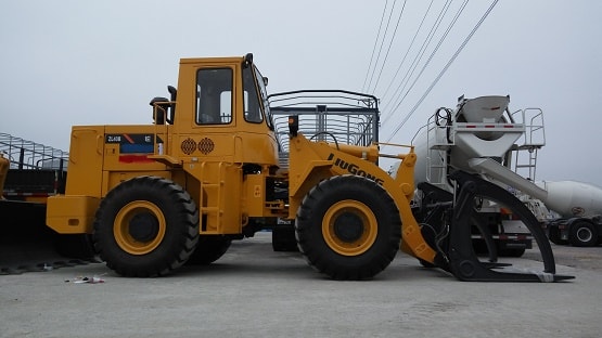 may-xuc-lat-liugong-zl40b-gau-2.2-m3