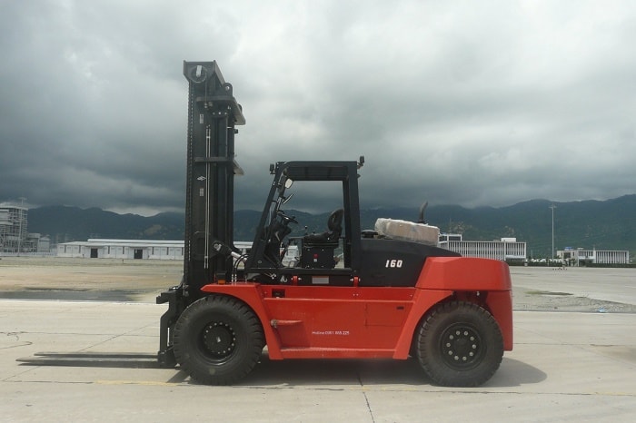 xe-nang-dau-16-tan-hangcha