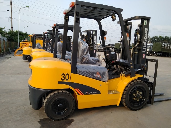 xe-nang-dau-3-tan-liugong