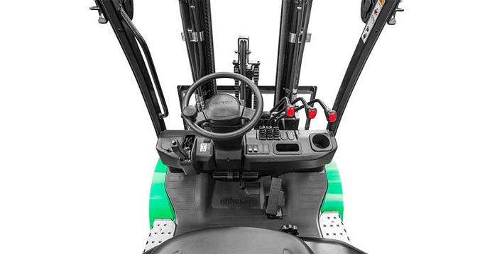 10-cau-hoi-xe-xe-nang-dien