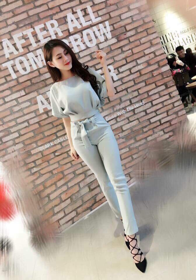 Set Nguyên Bộ Áo Croptop Cánh Dơi - Xám _ HA414