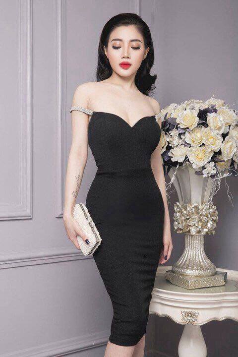 Đầm body đen trễ vai đính pha lê _ HA225
