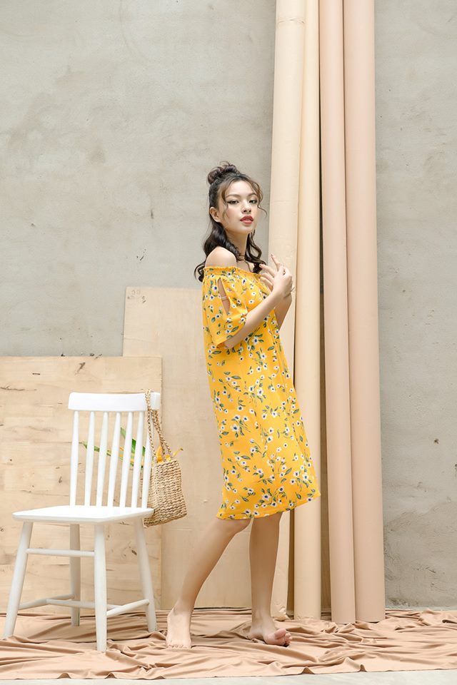 Đầm Suông Hoa Trễ Vai Dễ Thương - VÀNG #D612V