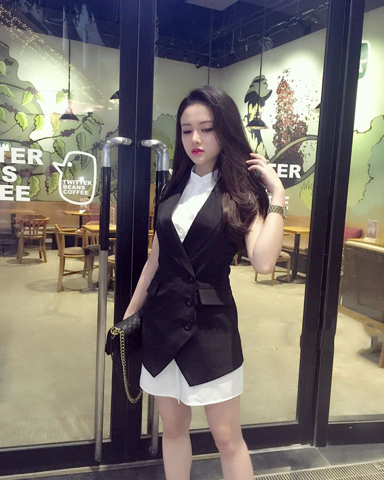 Set Áo Sơ Mi Trắng Và Áo Vest Đen #SET902
