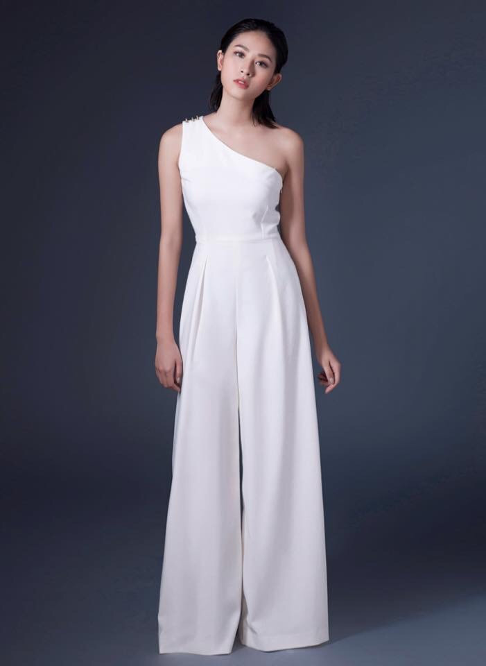 Jumpsuit Dài Lệch Vai Ống Suông #J640