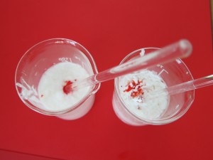 cach-nhan-biet-my-pham.jpg