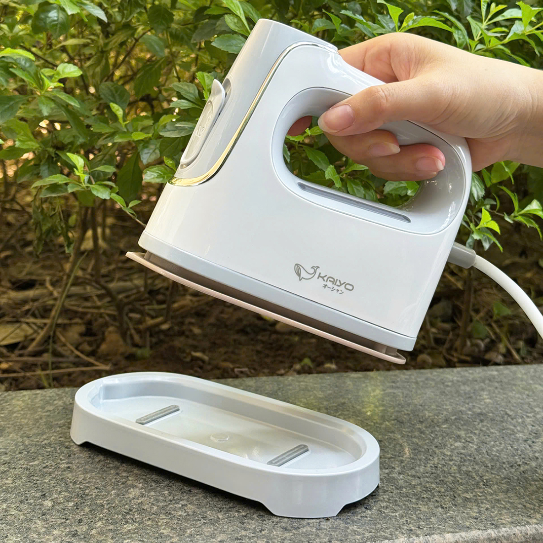 Bàn là hơi nước mini Kaiyo