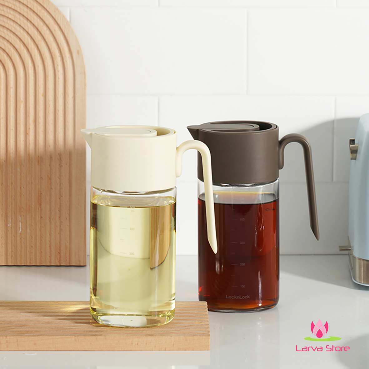 Binh rot dau LocknLock CKO208