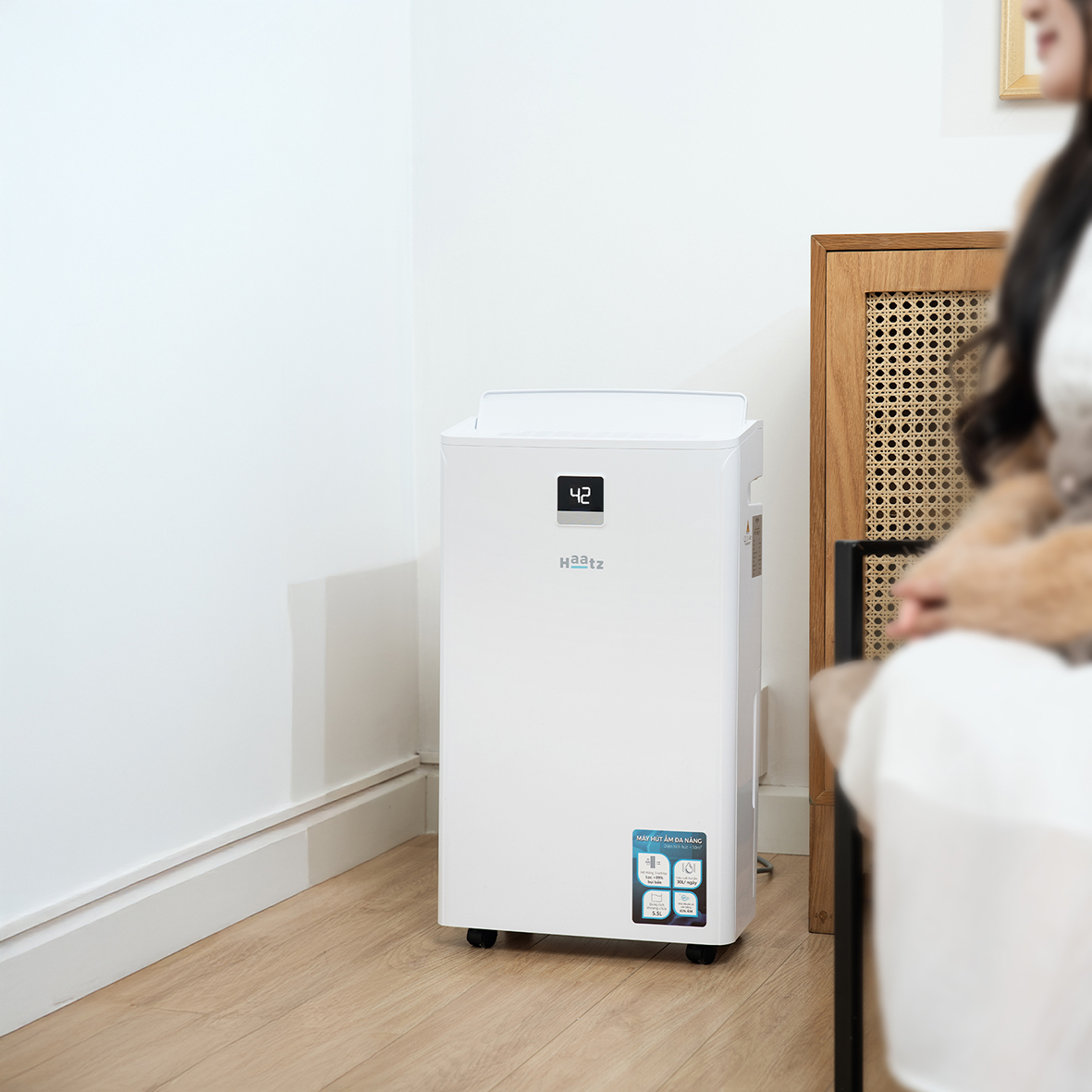 Máy hút ẩm Haatz V9 - Công suất hút 30L/ngày